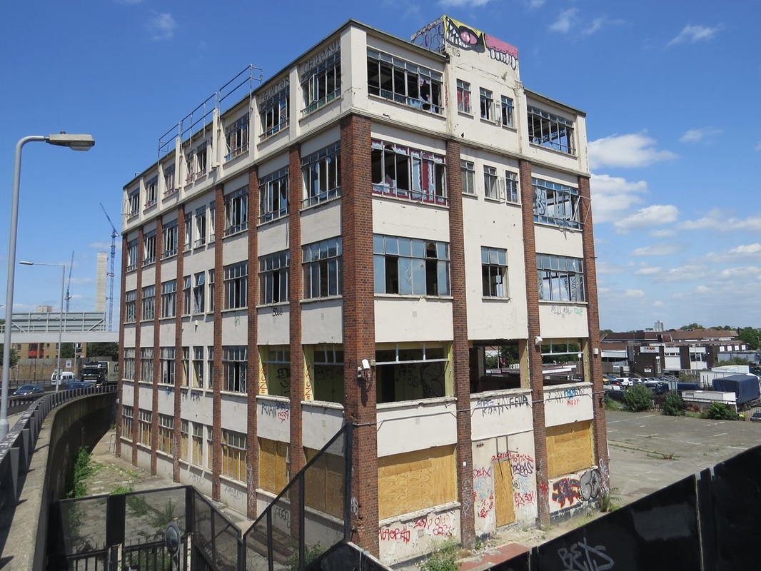 Picture of derelict offices bu Blackwall Tunnel Norther Approach Road on guided walking tour